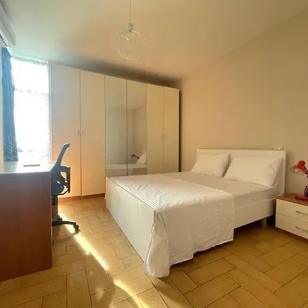 Fab's 2 Bedroom Flat 아파트 *