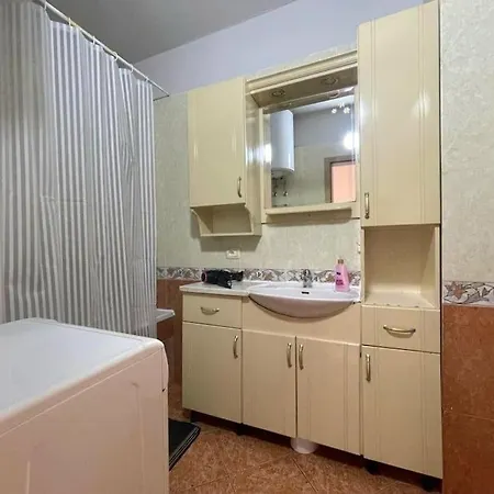 Appartement Fab's 2 Bedroom Flat Tirana