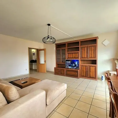 Fab's 2 Bedroom Flat