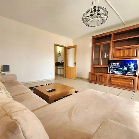 Fab's 2 Bedroom Flat 아파트 *